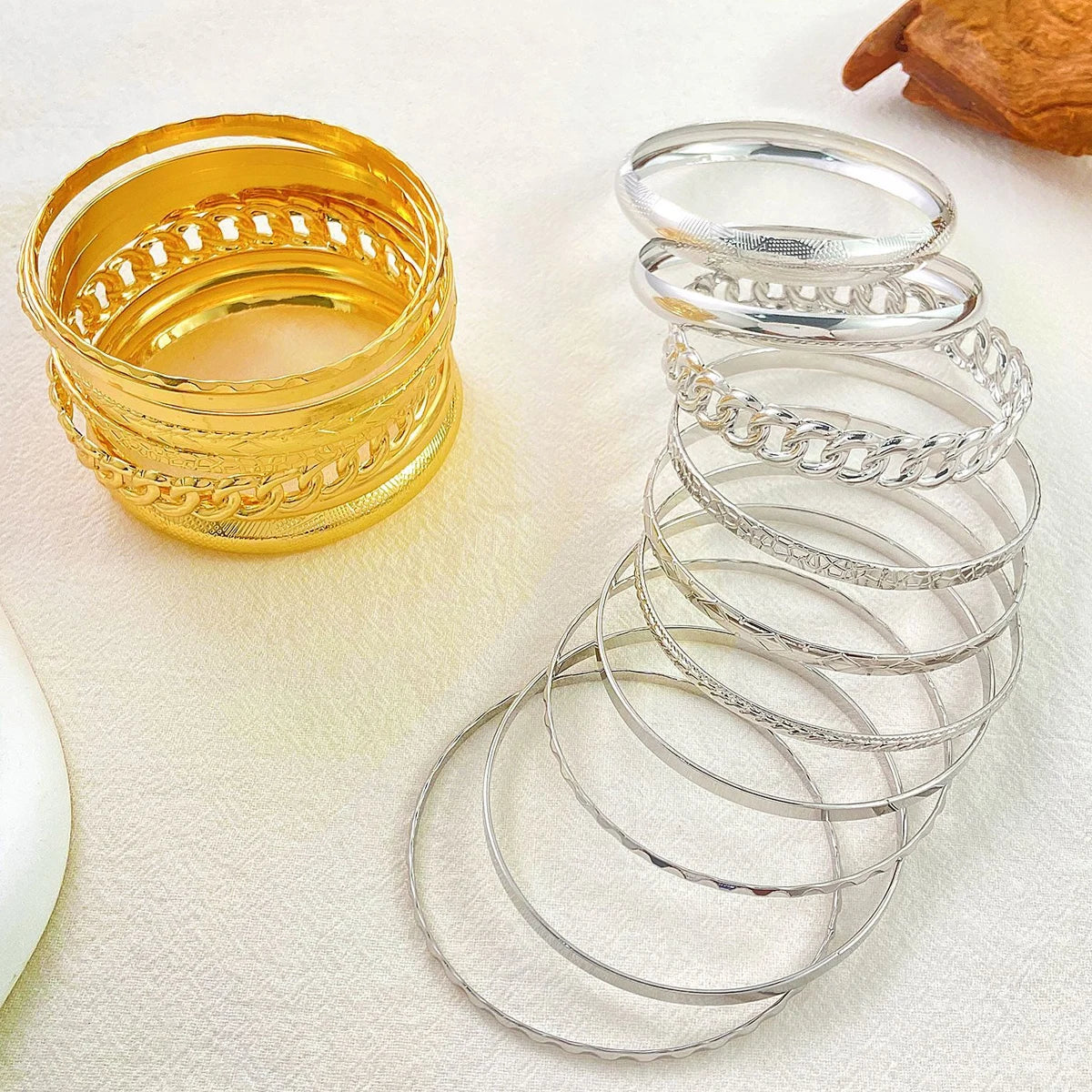 Conjunto de Pulseiras Forma Dourada