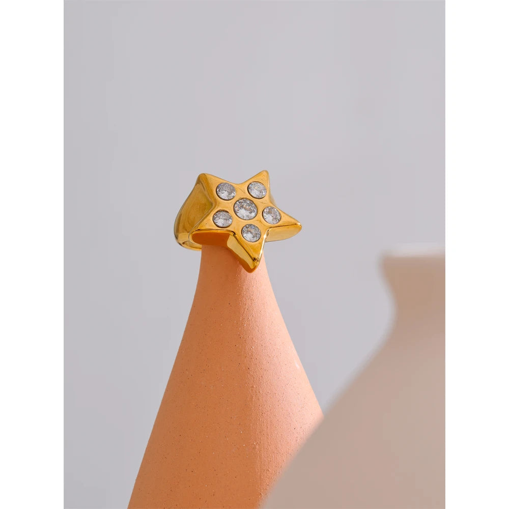 Yhpup Anel de zircônia cúbica de estrela de pentagrama de metal mais grosso 18K banhado a ouro joias de moda