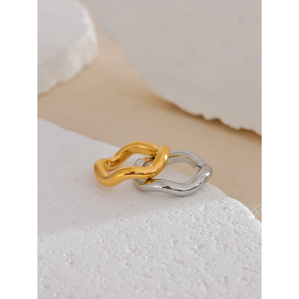 Yhpup-Anel de dedo redondo torcido em aço inoxidável para mulheres, textura banhada a PVD 18K, presente diário simples da jóia, alta qualidade