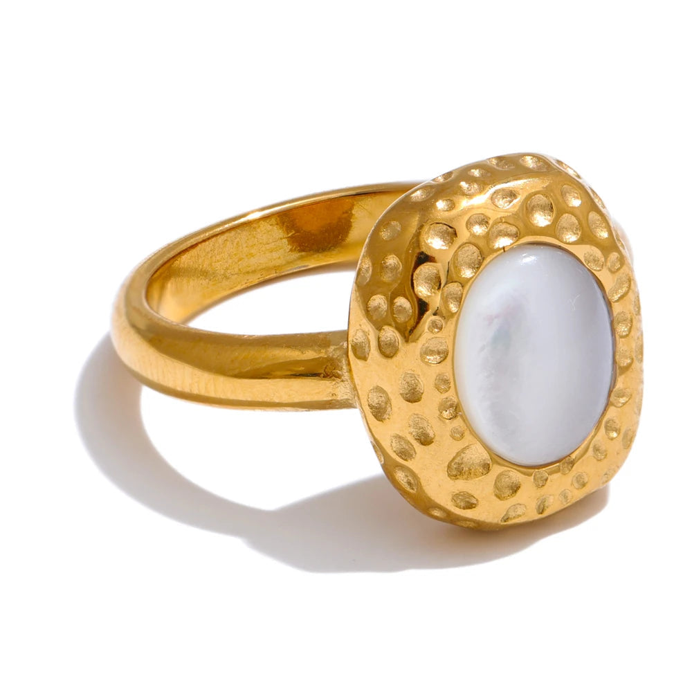 Anel Geométrico de Concha Natural Banhado a Ouro 18k