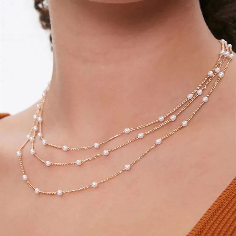 Colar Três Camadas com Pérolas