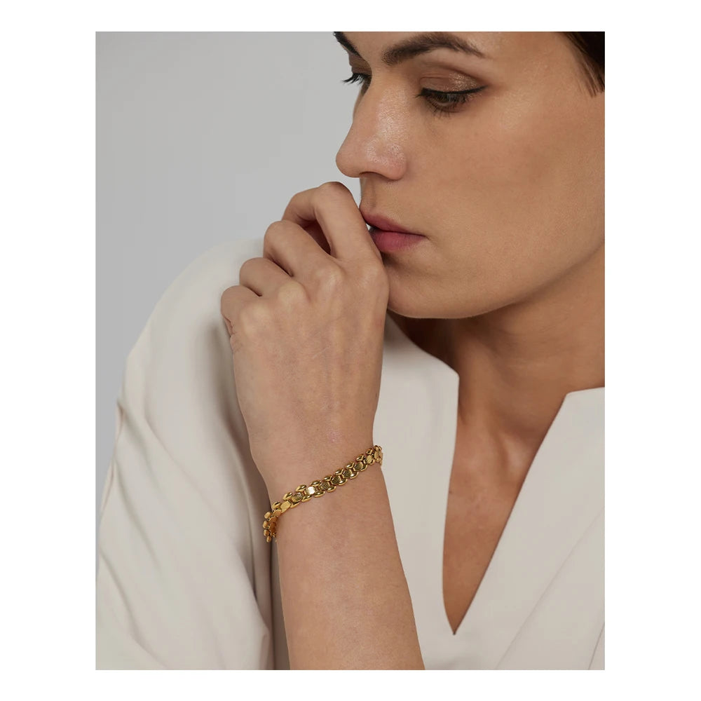 Pulseira Moderna Elegante Banhada a Ouro 18k