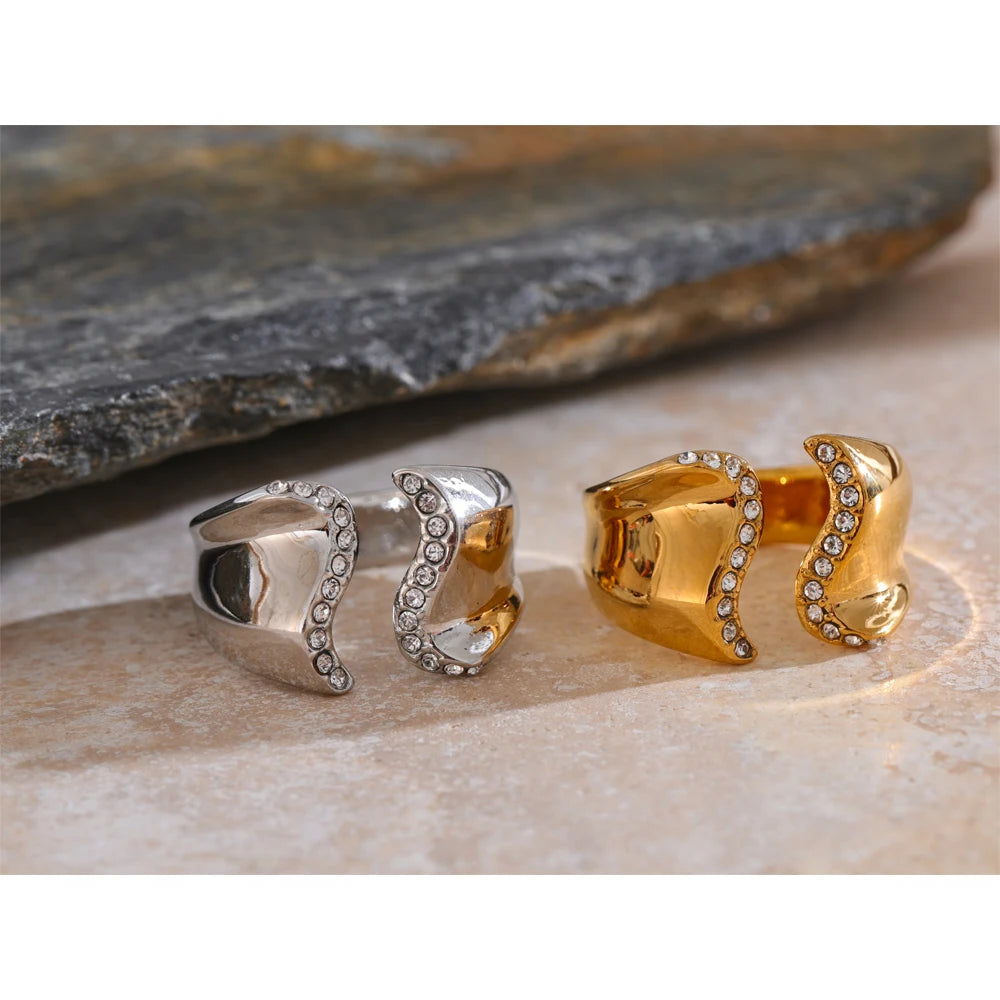 Yhpup-Zircônia Cúbica Incrustada Onda Geométrica Aberta Anel Ajustável, Banhado a Ouro 18K PVD, Moda em Aço Inoxidável, Chic Jewelry Gift