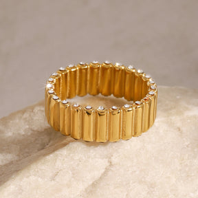 Anel Elegante Banhado a Ouro com Zircão para Mulheres