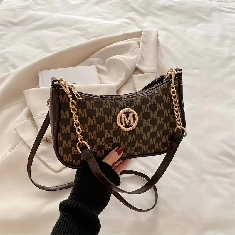 Bolsa Feminina Baguete Monograma com Corrente Luxo Amélie